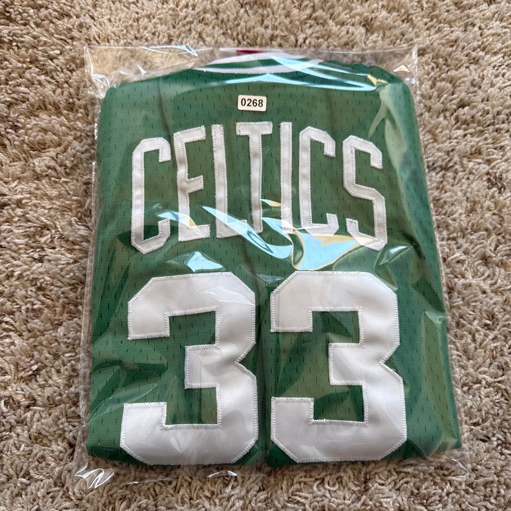Mitchell & Ness Kids Larry Bird Boston Celtics 1985-86 Swingman Jersey XL 18/20 - Picture 8 of 8